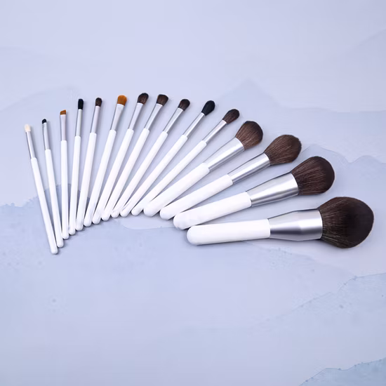 Beautichen Private Label Synthetic Hair Makeup Brushes 12 Pieces Pink Blush Powder Foundation Makeup Brushes Set