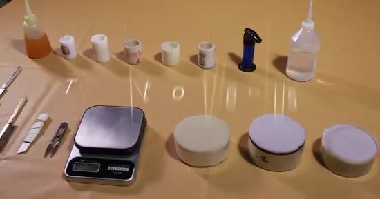 Conjunto de pincéis de maquiagem de qualidade profissional com cabelo sintético de três cores